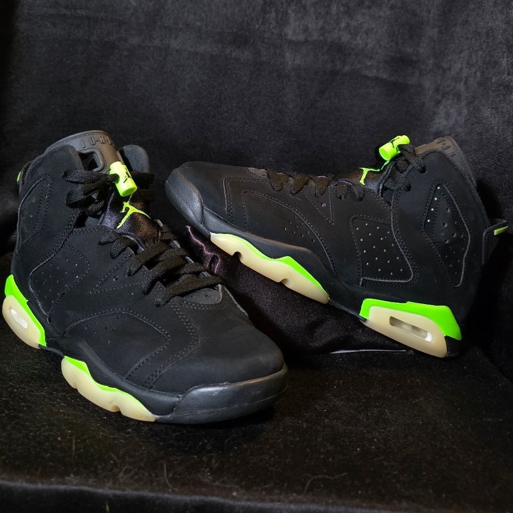 Jordan 7 Size 7y Or Womens 8.5